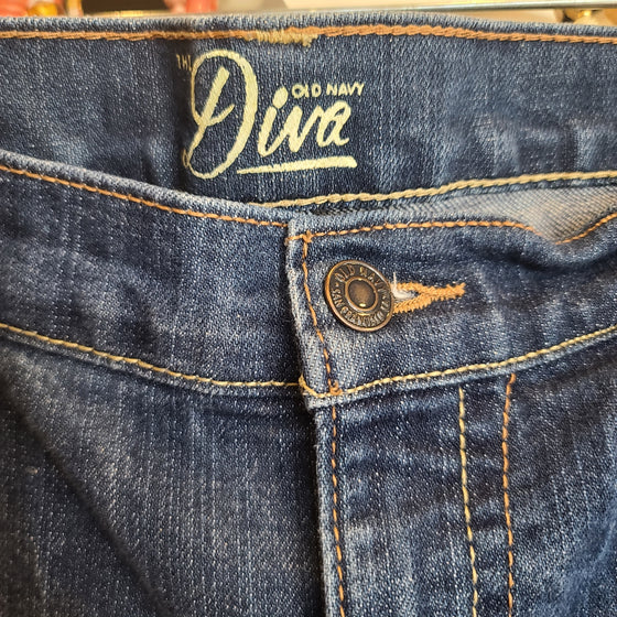 OLD NAVY "The Diva" Dark Wash Jeans 16s - PopRock Vintage. The cool quotes t-shirt store.
