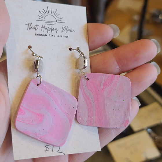 THAT HAPPY PLACE Pink Floral Diamond Shape Dangle Earrings - PopRock Vintage. The cool quotes t-shirt store.