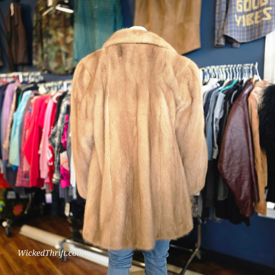 VINTAGE FLEMMINGS Blonde Mink Coat - PopRock Vintage. The cool quotes t-shirt store.