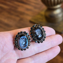  VINTAGE ROBERTS Black Inverted Cameo Clip On Earrings - PopRock Vintage. The cool quotes t-shirt store.