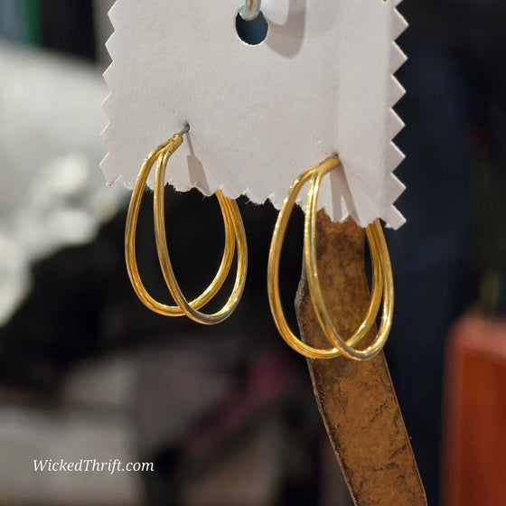 GOLDEN Double Hoop Earrings - PopRock Vintage. The cool quotes t-shirt store.