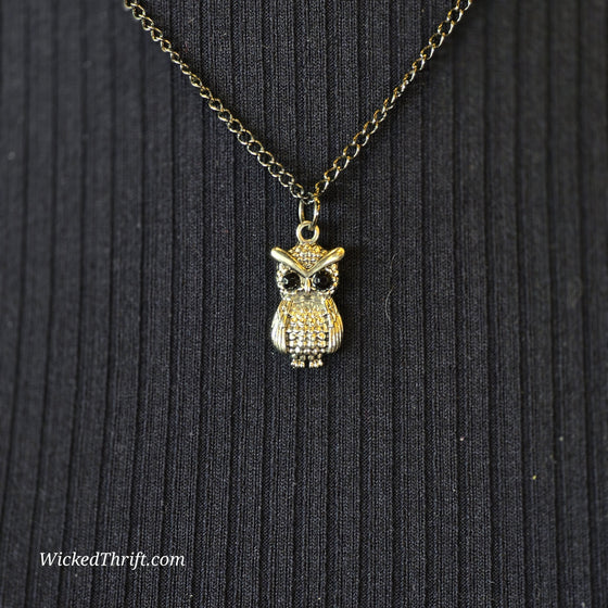 OWL Pendant on Black Chain Necklace - PopRock Vintage. The cool quotes t-shirt store.