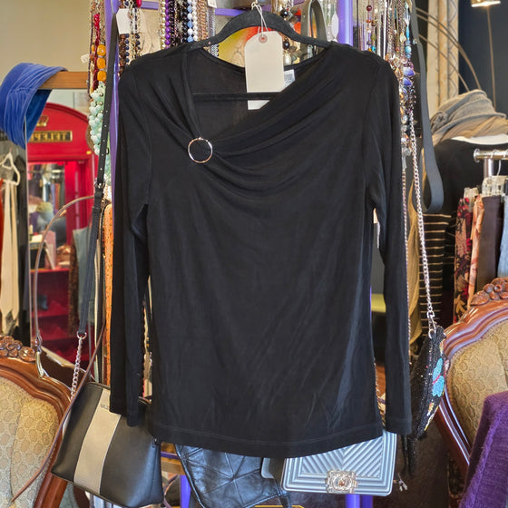 CHICOS Black Ribbed Long Sleve w. Sillver Circle L