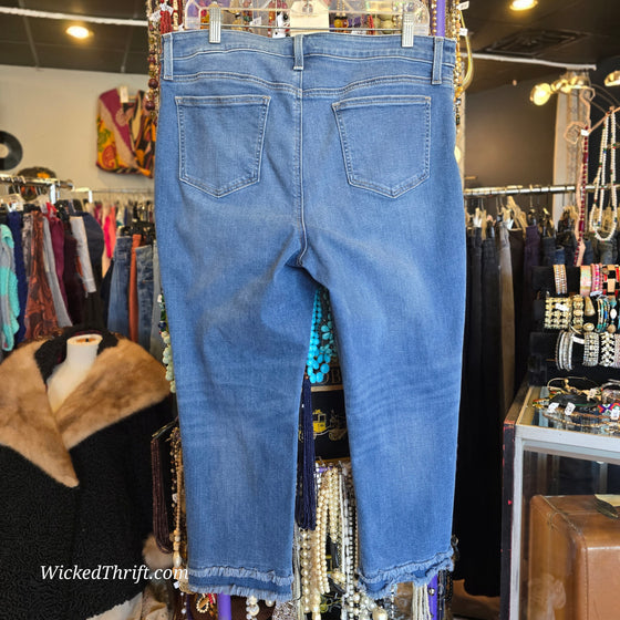 CHICOS Regular Wash Raw Hem 2